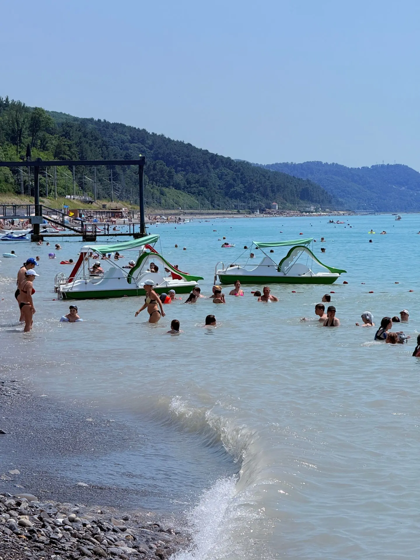 Скажи мне, что для тебя море, и я скажу, кто ты 😅🌊