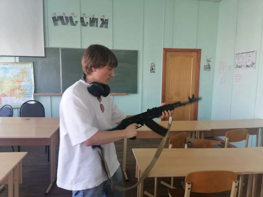 Защита Родины начинается здесь: стартовали учебные сборы в ТГТУ!🇷🇺  С 25 по 29 мая 2026 года студент