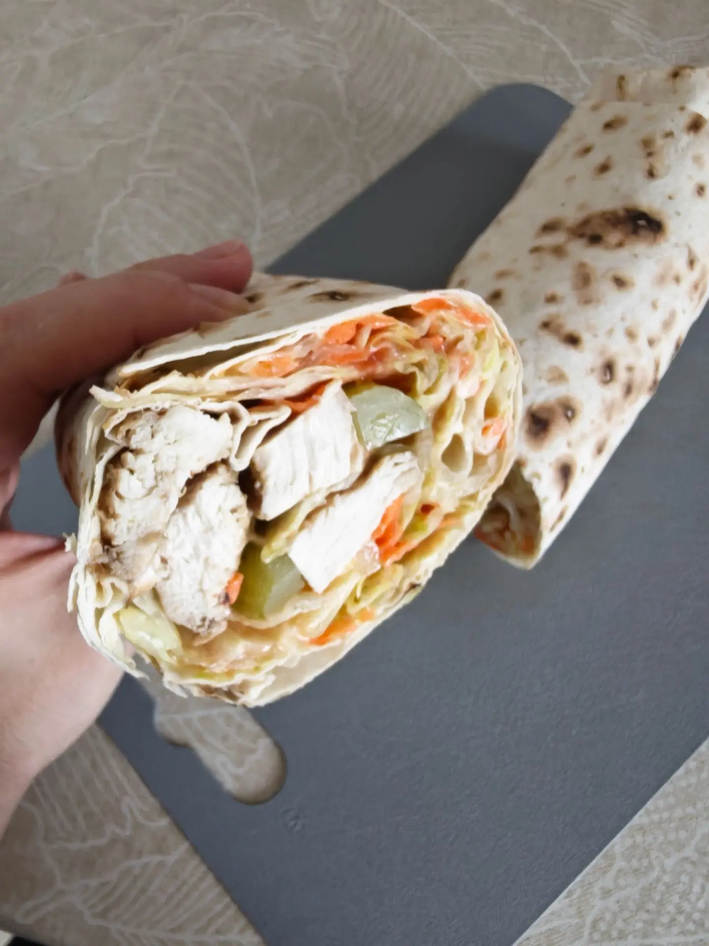 А я себе к обеду накрутила шаурму😋