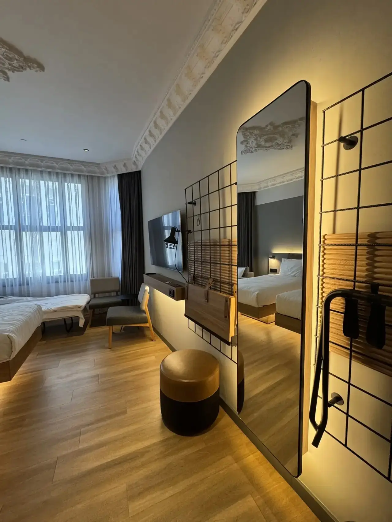 Супер-отель в Стамбуле, ждет вас под событийные туры! 🇹🇷

🖇️ Moxy Istanbul Taksim

✅ Прекрасный д