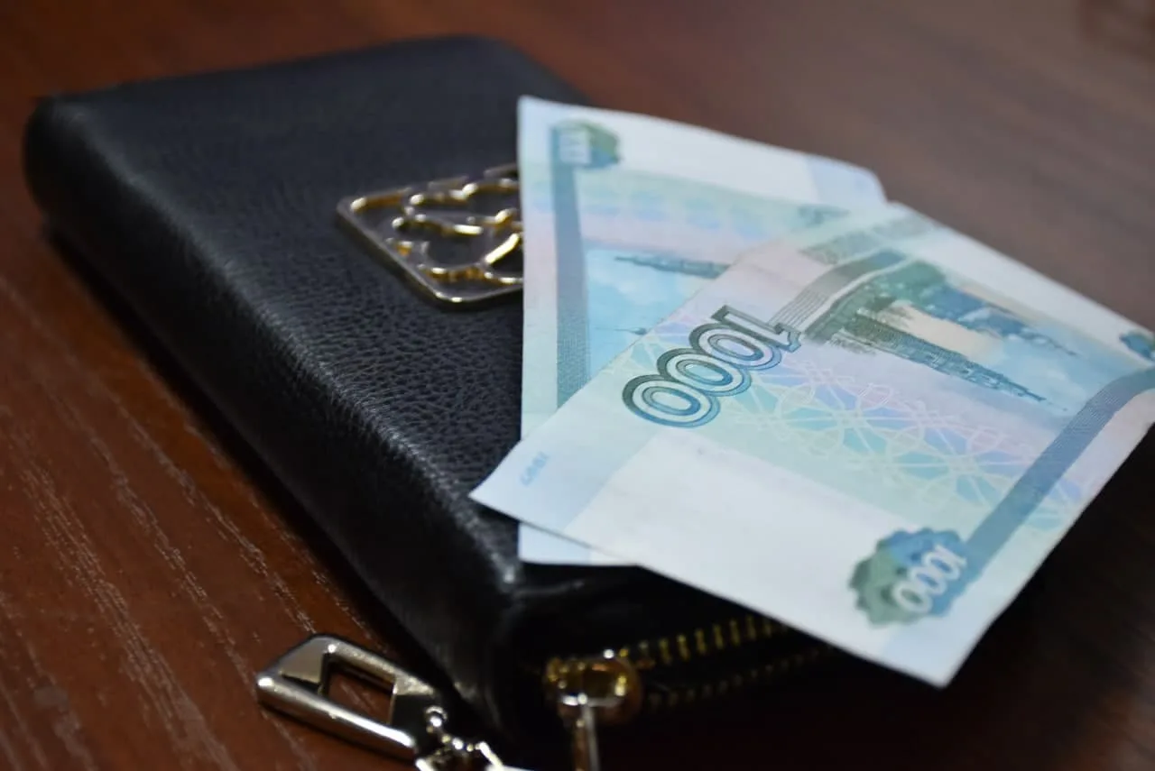 ➡️Средняя зарплата в Саратовской области — 72,8 тысячи рублей, подсчитал Росстат.