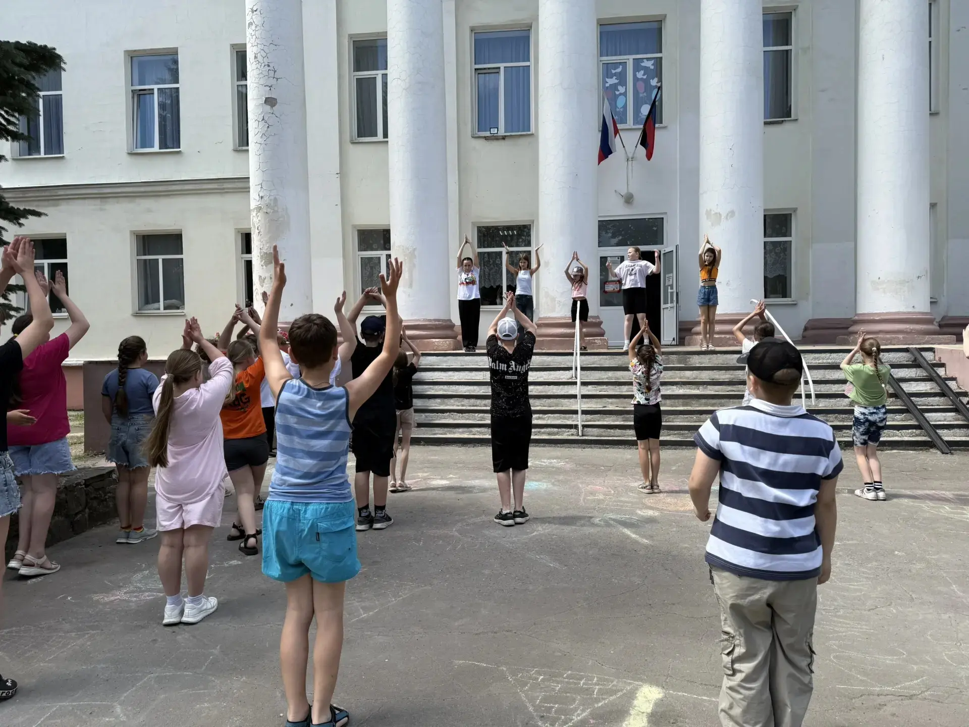 ​☀️ Солнечно, весело и мега-активно: как прошёл сегодняшний день в ХЦДЮТ!

​Сегодня на нашей летней 