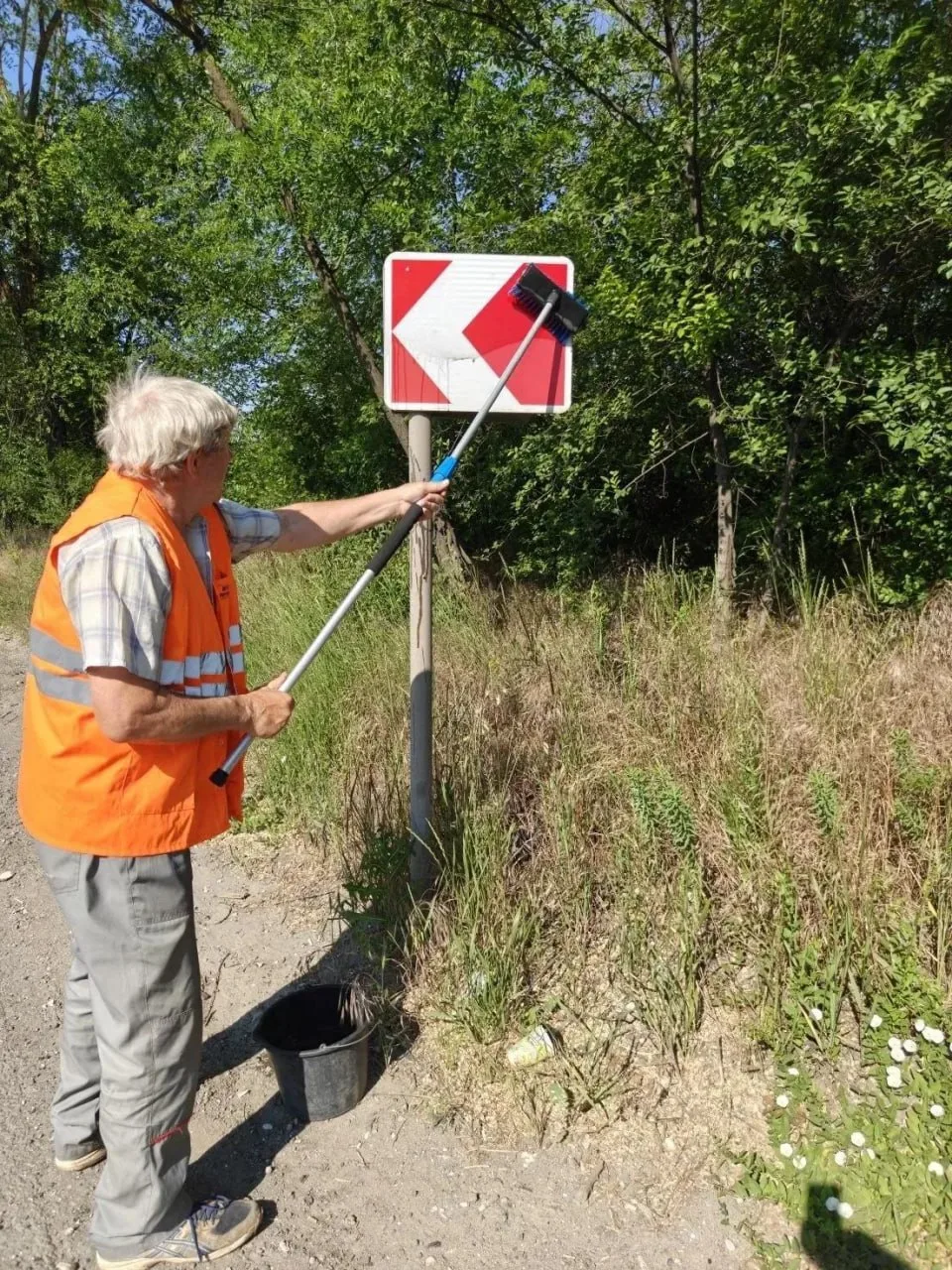 👷‍♂️👷‍♀️ На пересечении улиц Олимпийской и 130-й Таганрогской дивизии навели суету… Новая разметка