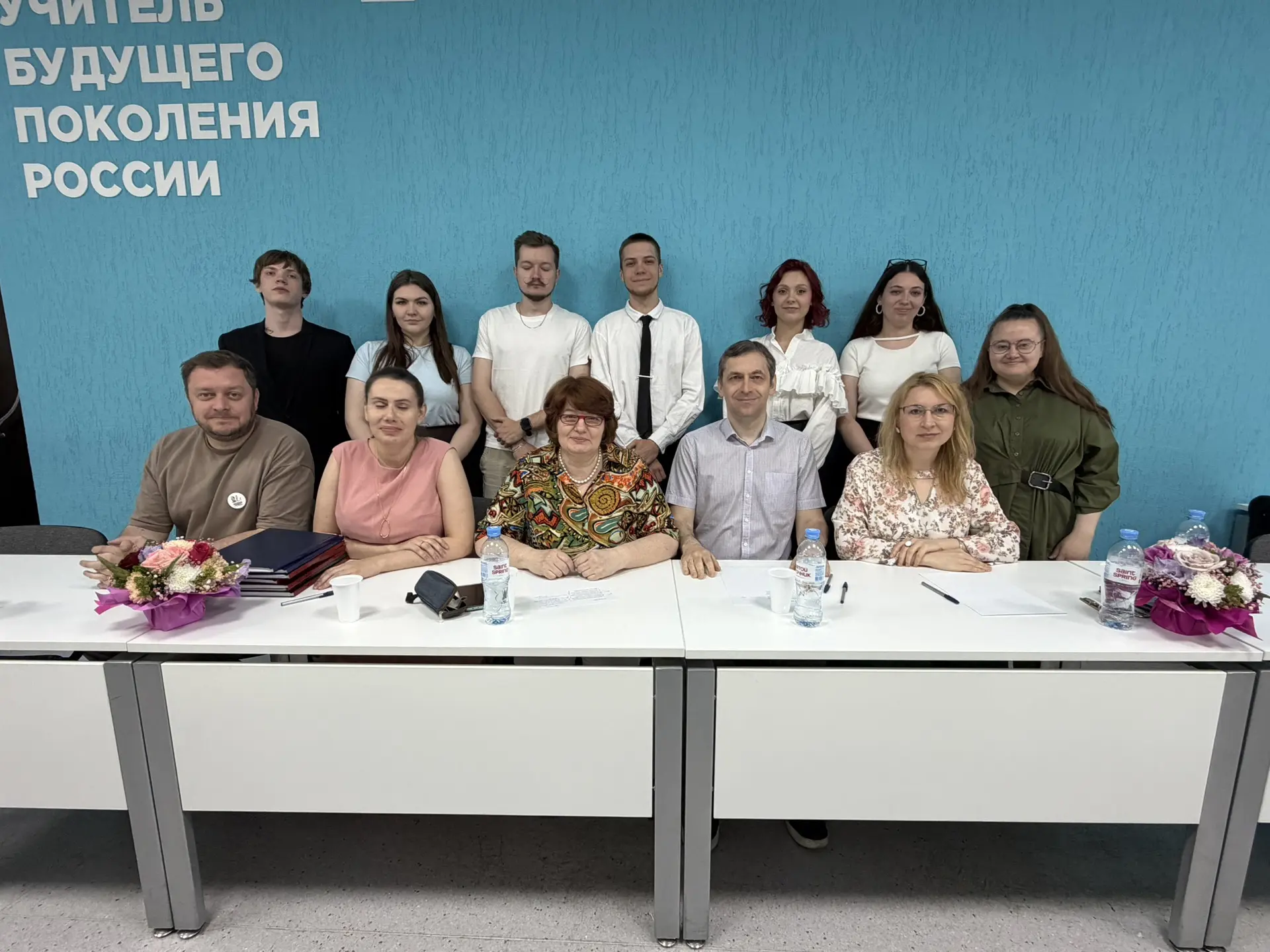 УРА! Диплом — ЗАЩИЩЁН!
Вторая подгруппа группы «Обществознание и организация внеурочной деятельности