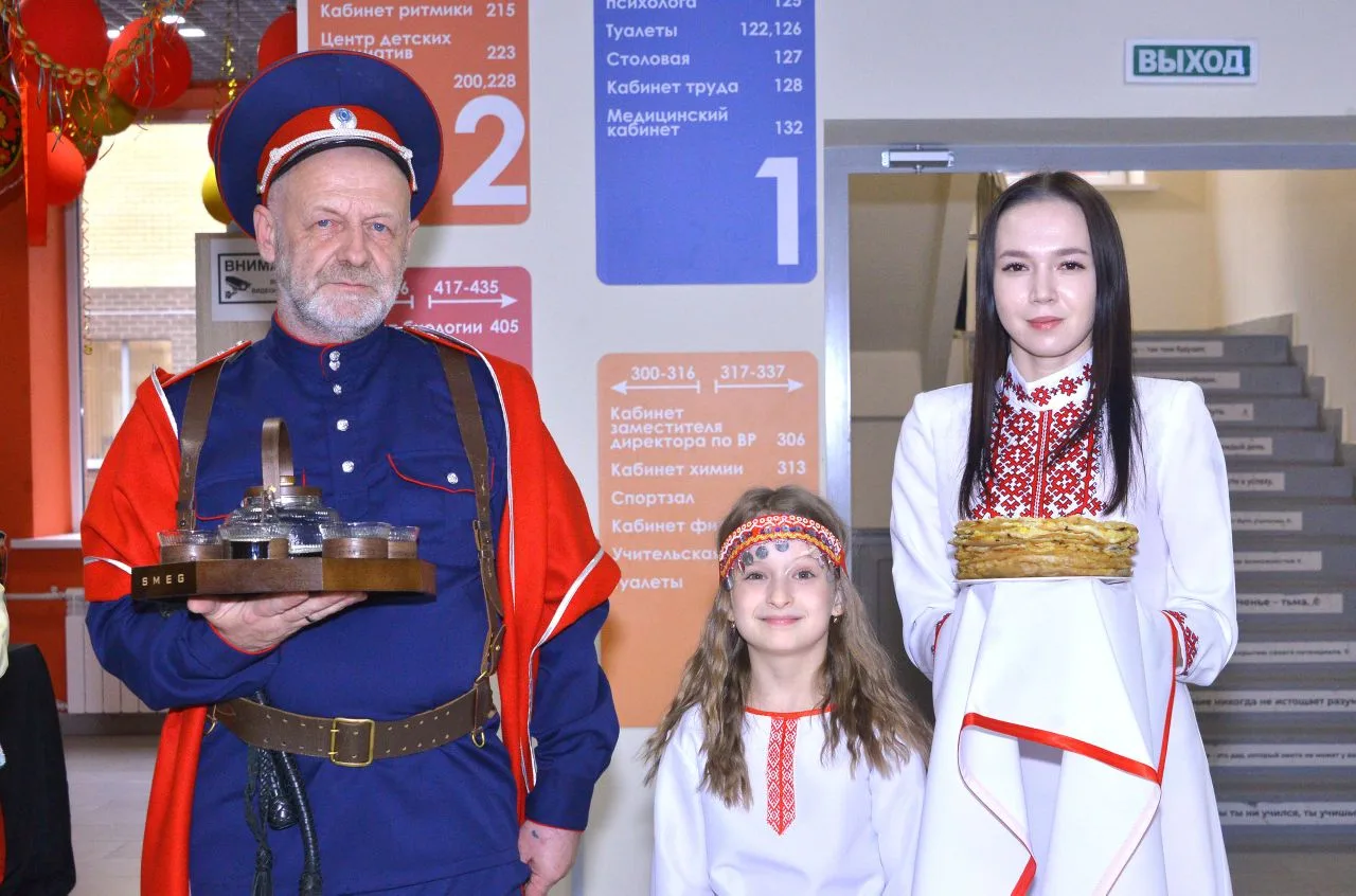 Делимся фотографиями.   В 32-й школе прошла встреча с делегацией из Актанышского района Республики Т