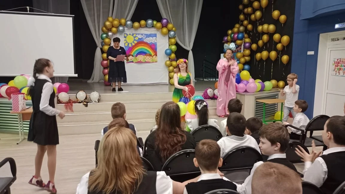 Праздник "Здравствуй, лето!" состоялся в классах "Особый ребенок".