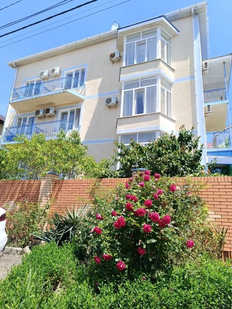 🌊‼️Отдых в АНАПЕ‼️🌊
   📍район Джемете, ул. Буковая 31
  
  🤩Почему именно мы?🤩
  ✅ Современные 