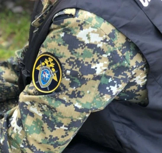 ⚡️ Житель Верхней Пышмы задержан по подозрению в причинении ножевых ранений несовершенн...