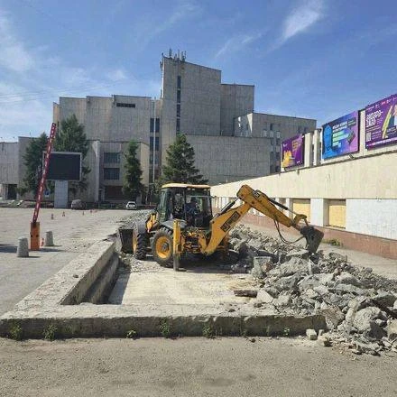 ⛲ Фонтан у музыкального театра в Иркутске уберут — на его месте появятся площадка, клум...