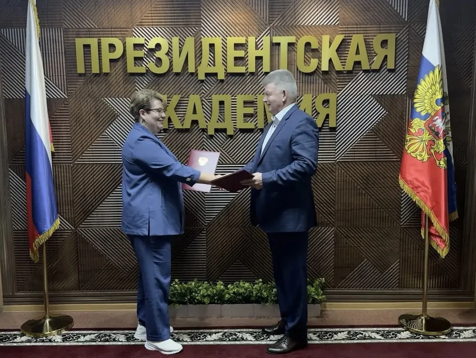 Министр жилищно-коммунального хозяйства и благоустройства Пермского края Наталья Киселева и директор
