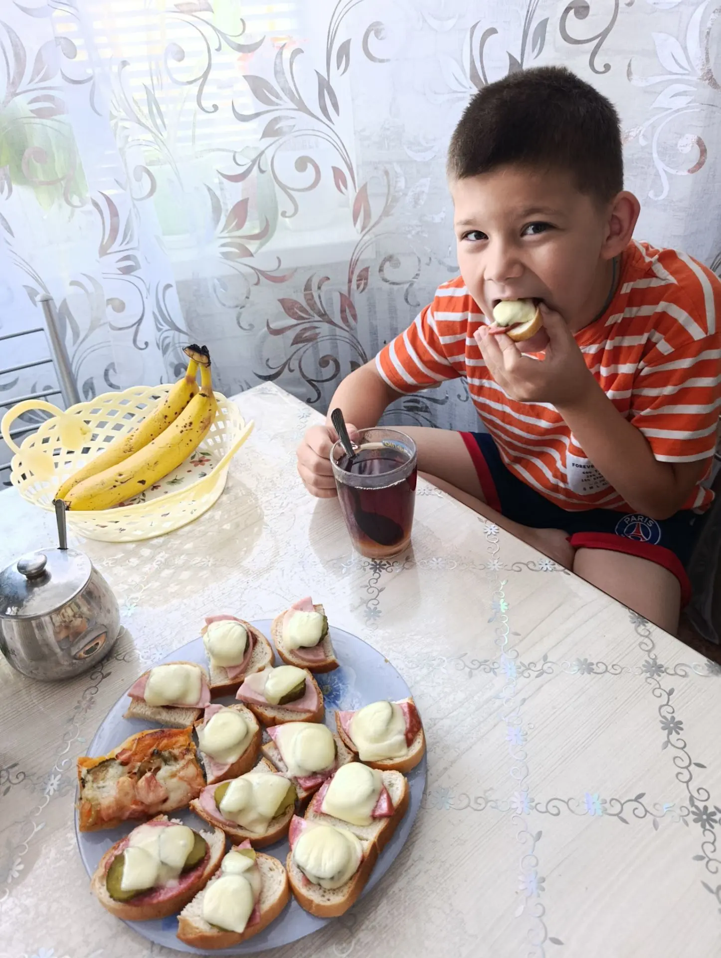 Детям завтрак по запросу😉