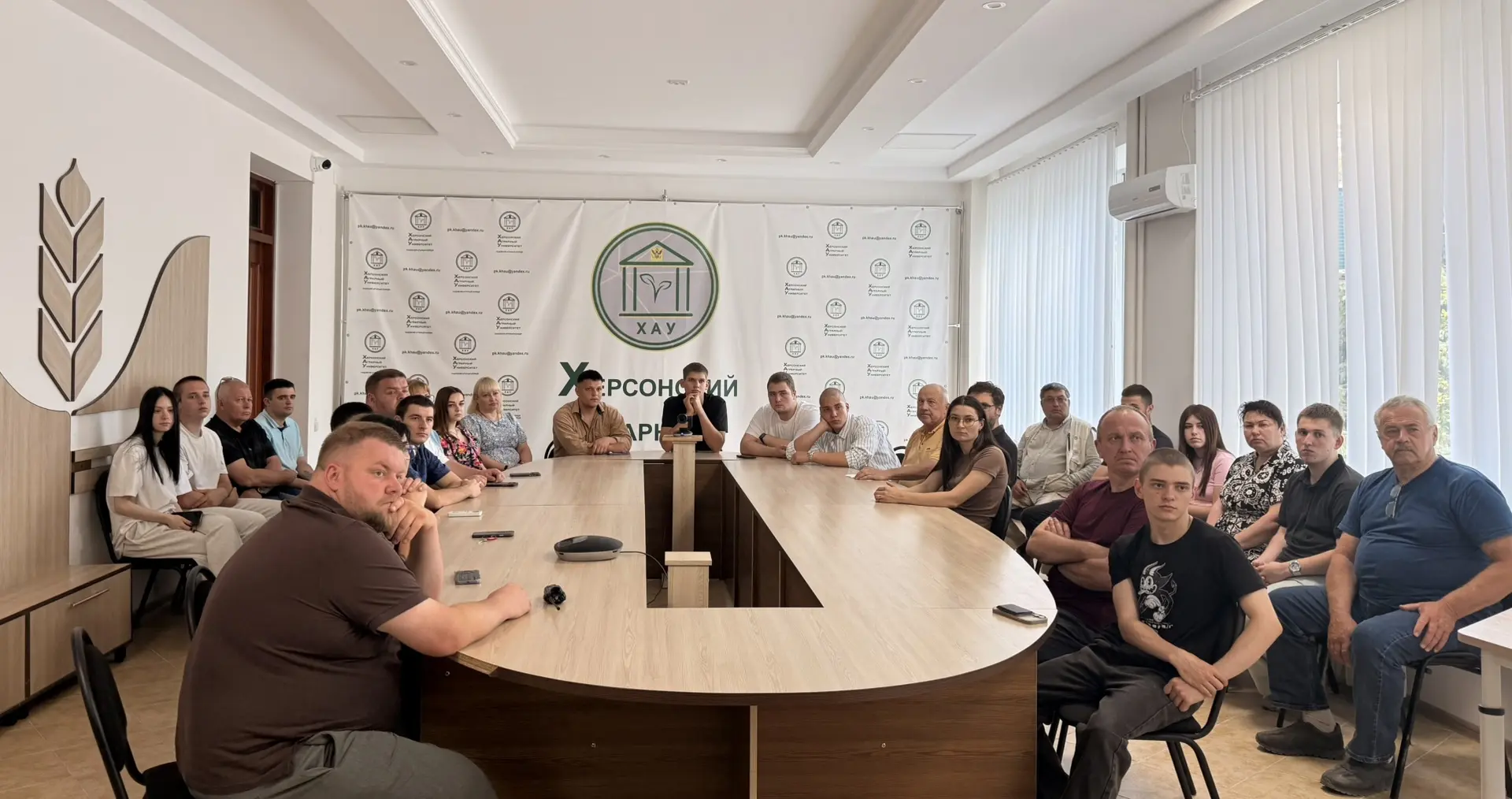🕯 Память поколений: в ХАУ прошёл кинолекторий «Перерыв на кино»! 

🗓 Для сотрудников и студентов Х
