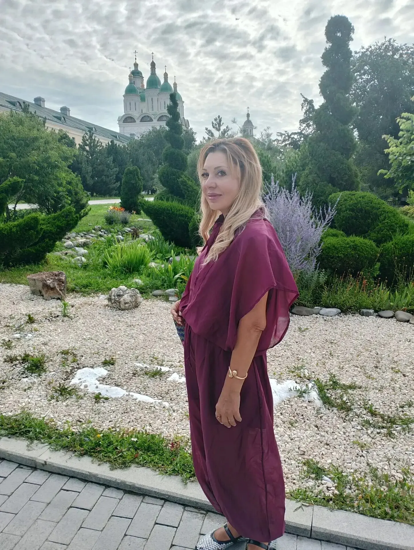 🤗Сегодня мы сердечно поздравляем с днём рождения ведущего специалиста Дирекции Ирину Б...