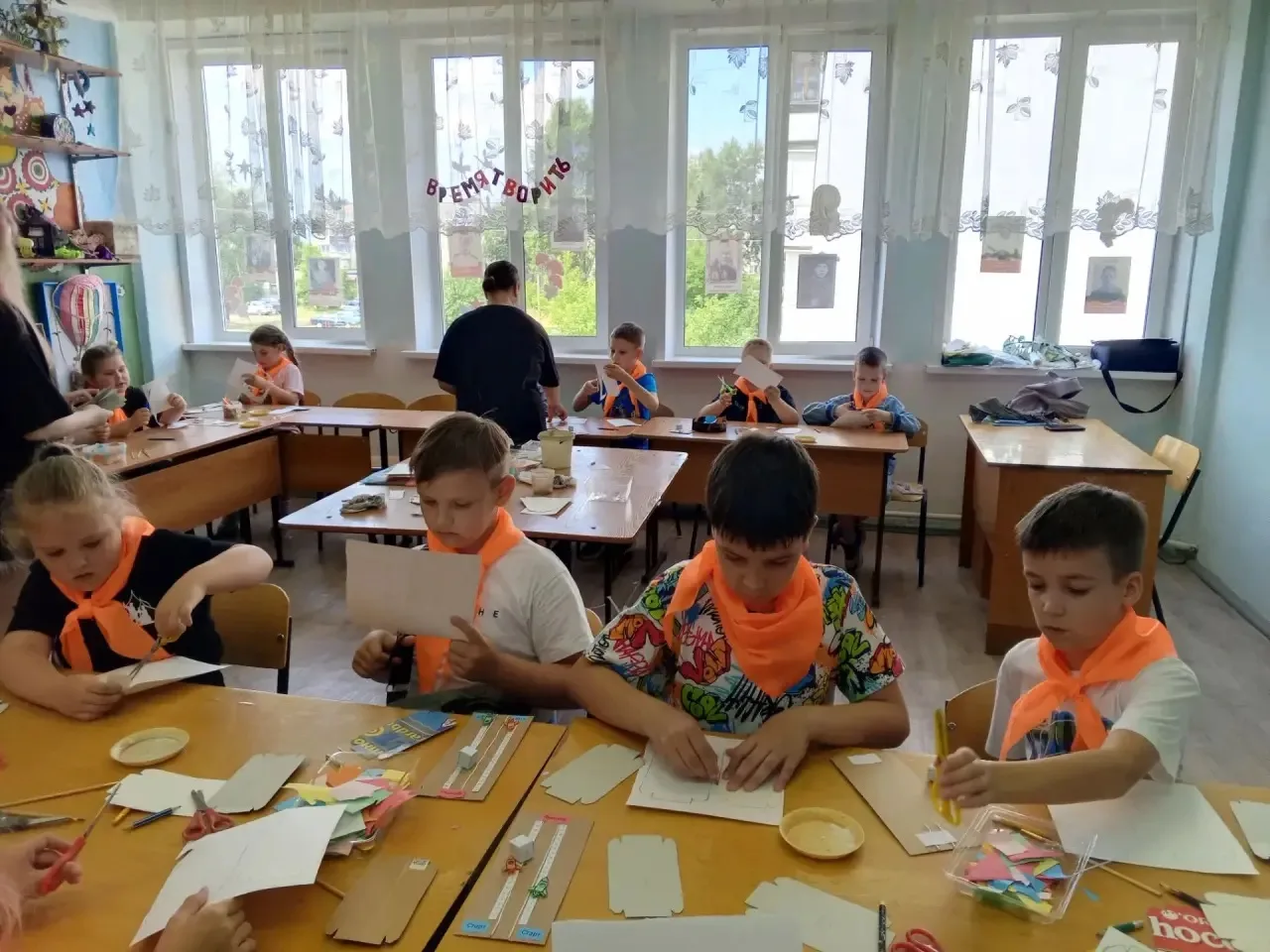 📌10-й день — Лагерь «МИФ»
🧩 День «Расскажи о главном»

Десятый день в лагере «МИФ» прошёл под деви