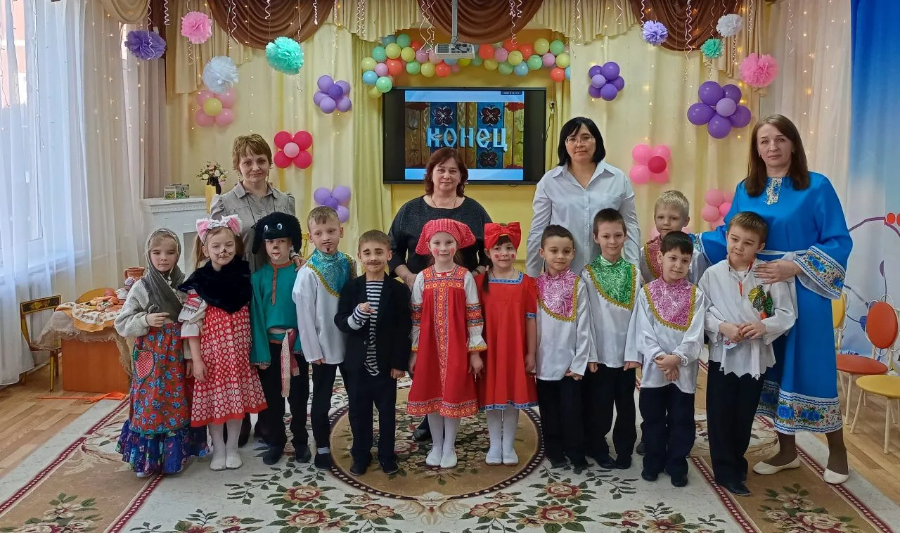 🌟 Ребята группы "Золотой ключик" поздравили мам с 8 марта! 🌟