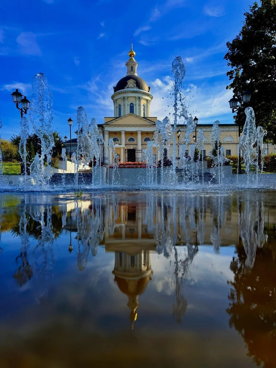 Такая разная Коломна в солнечный осенний день.