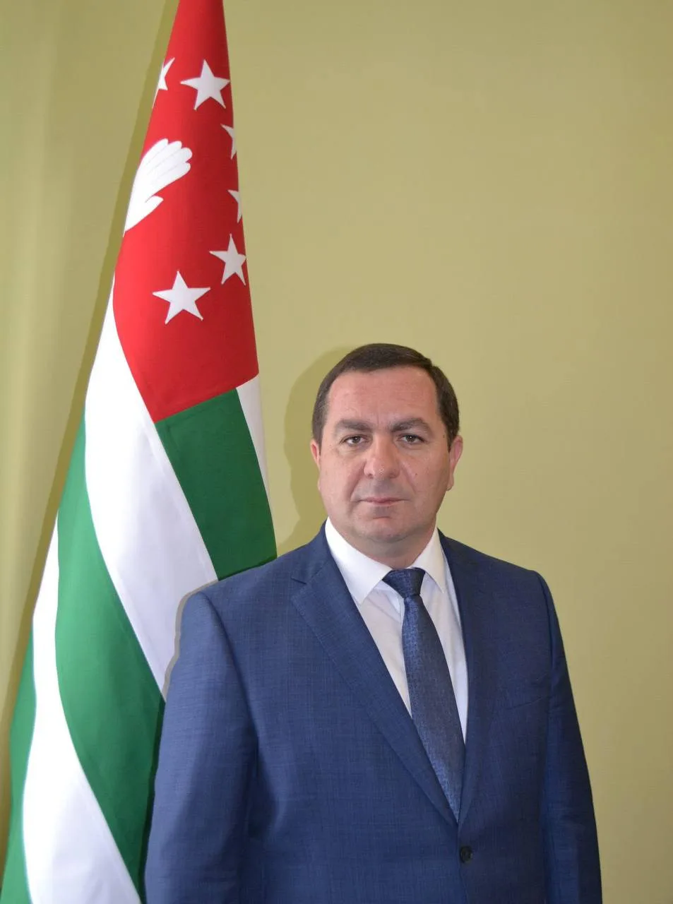 Вице-премьер, министр внутренних дел Республики Абхазия, генерал-майор милиции Роберт К...