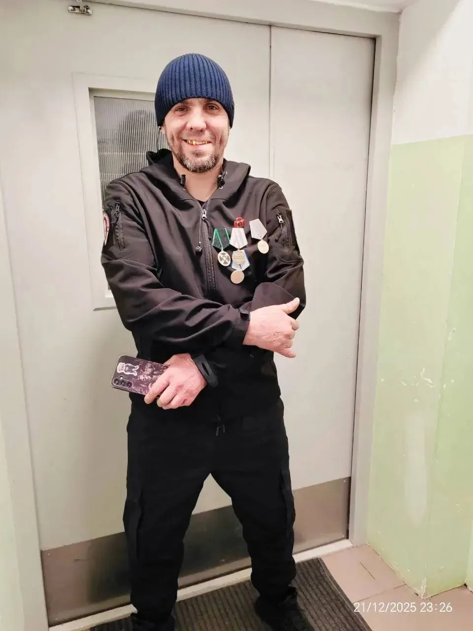 🗣В Приморье иностранцы зверски избили ветерана СВО и инвалида в его родном городе  Житель Большого К