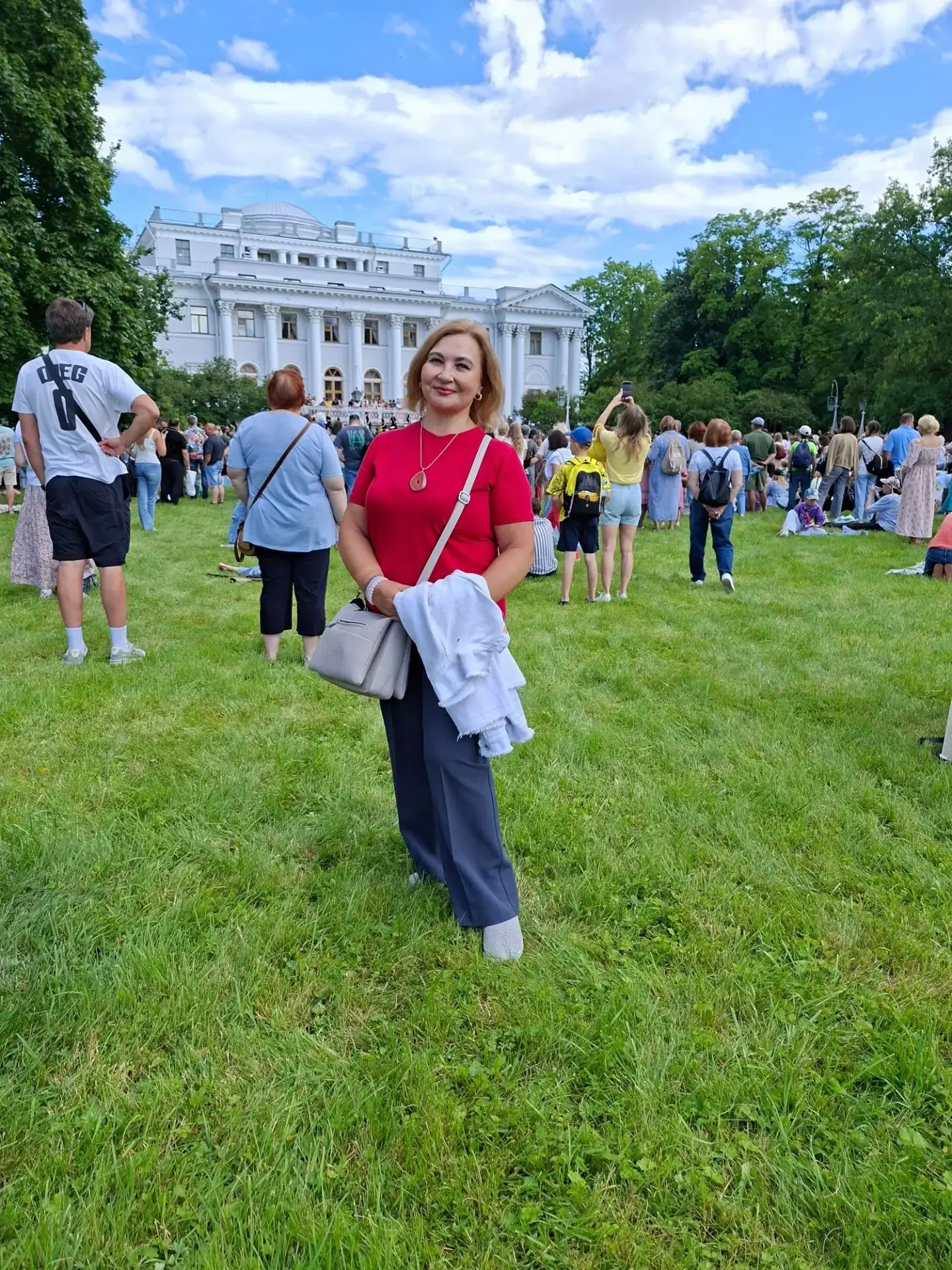 🎉 Сегодня наш директор, Сыч Татьяна Владимировна, побывала на IV Фестивале уличных театров «Елагин 