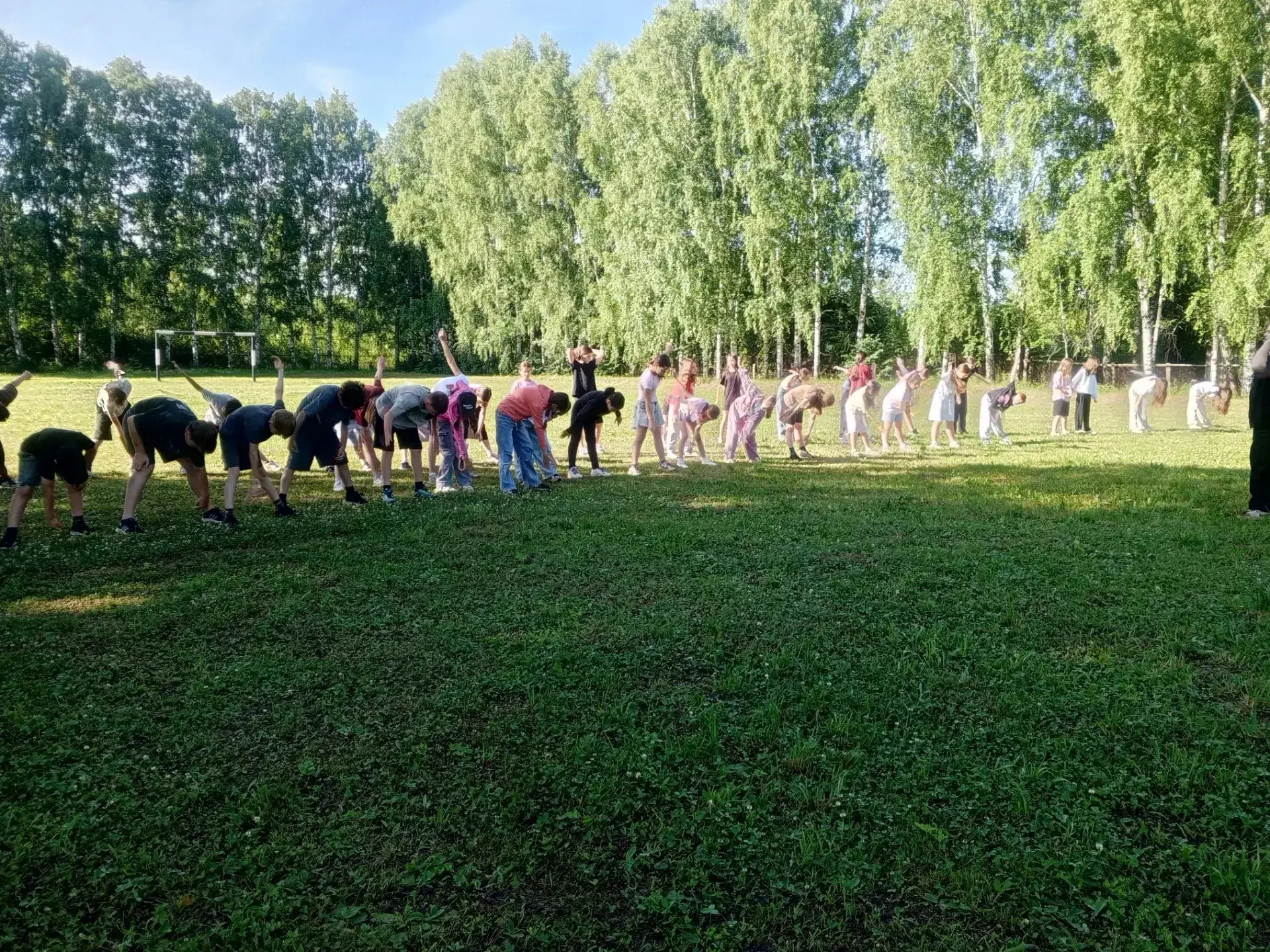 🇷🇺 Смена «Юный патриот». День 16 🇷🇺

Утро в лагере началось с бодрой зарядки, зарядившей всех эн