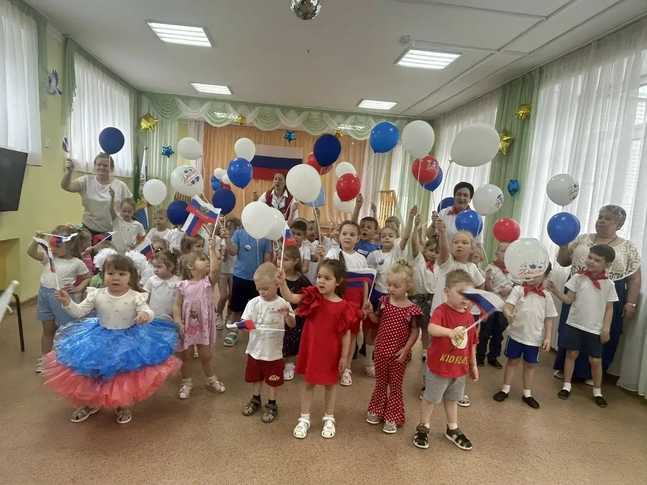 🚀 День России в детских садах Заречного — взрыв патриотизма, творчества и гордости! 🇷🇺🔥⁣

 ⭐ Дет