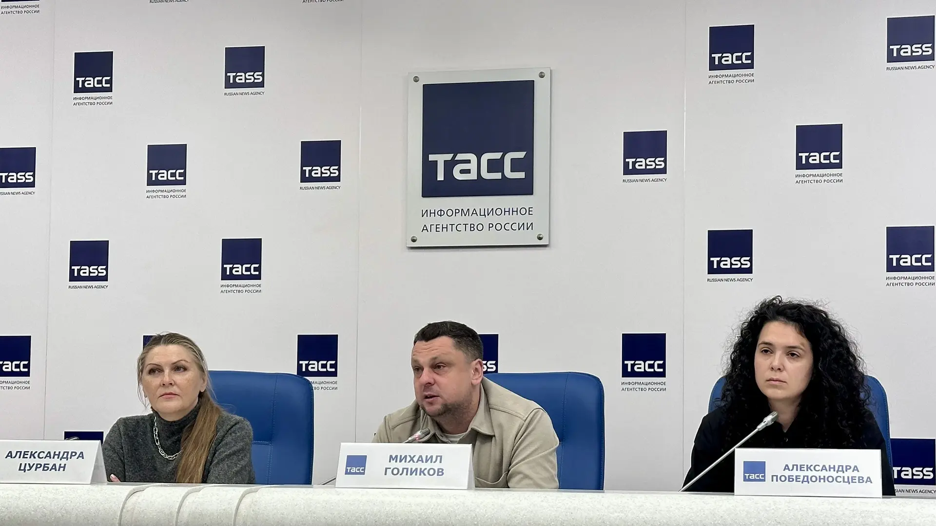 В эти минуты в ТАСС говорим о VII Хоровом фестивале Ленинградской области 🎶