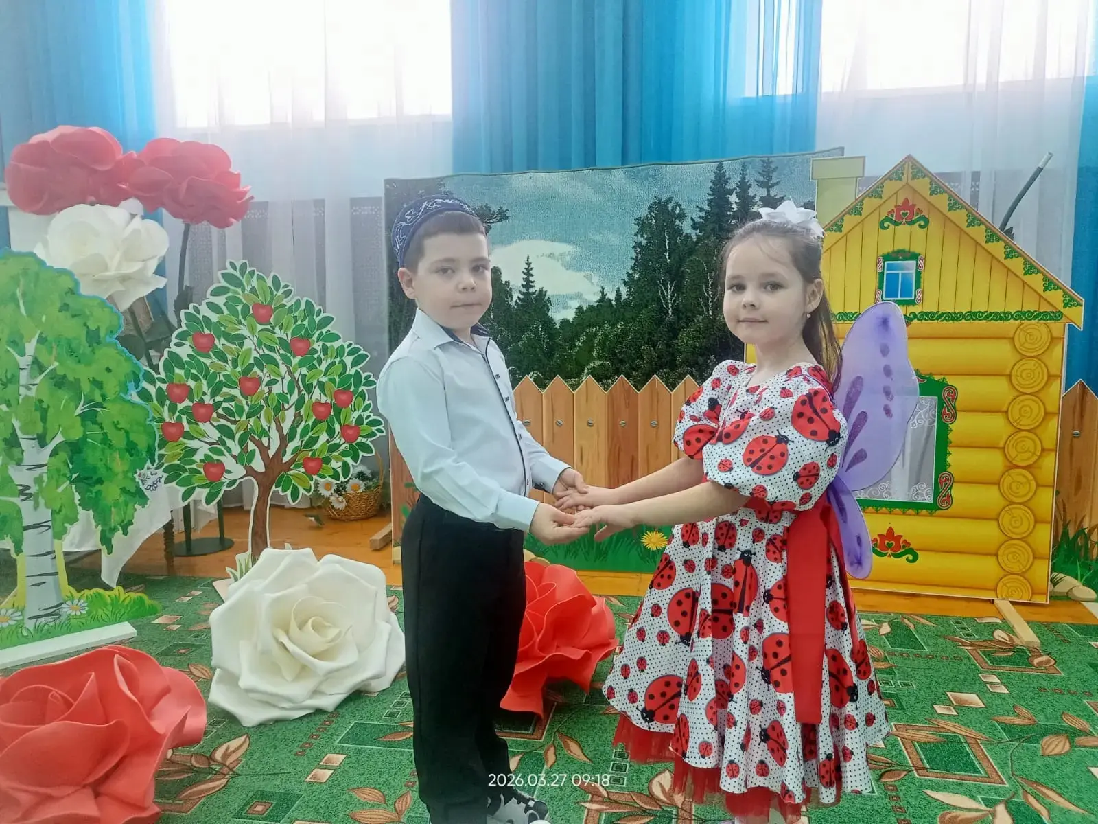 27 нче март - Бөтендөнья театр көне. Балаларның сөйләм телен  үстерүдә театр сәнгатенең...