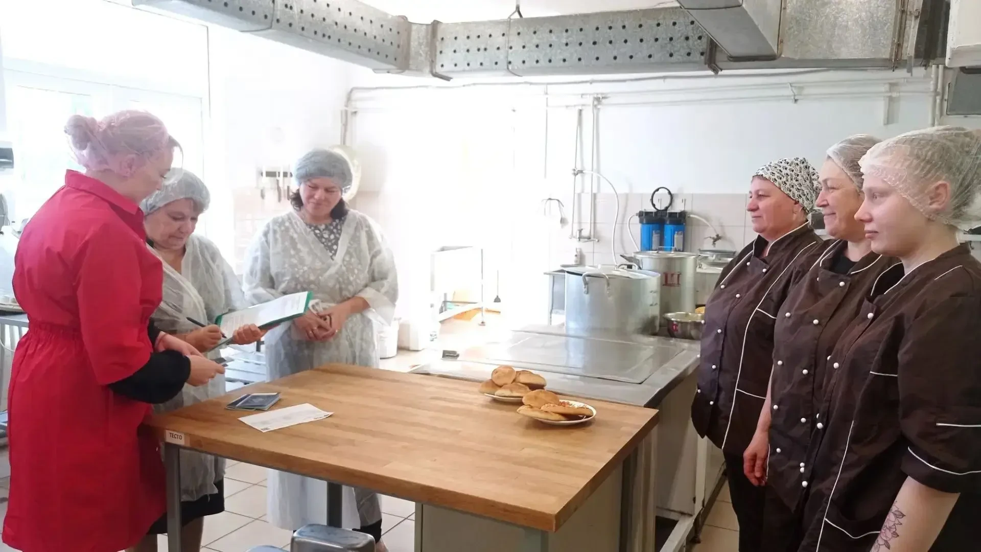Родители на страже качества 🍎⁣