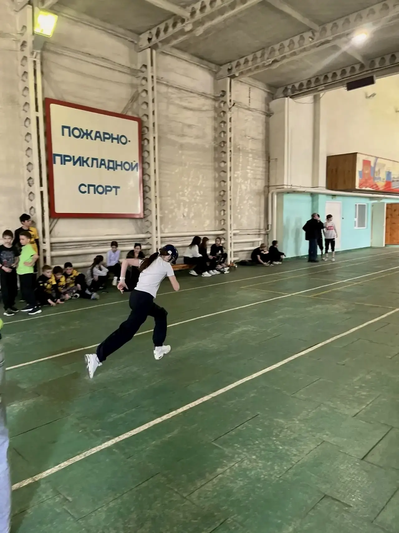 🥳 Наши гимназисты — настоящие герои!🚒  Совсем недавно наши ребята приняли активное участие в пожарно