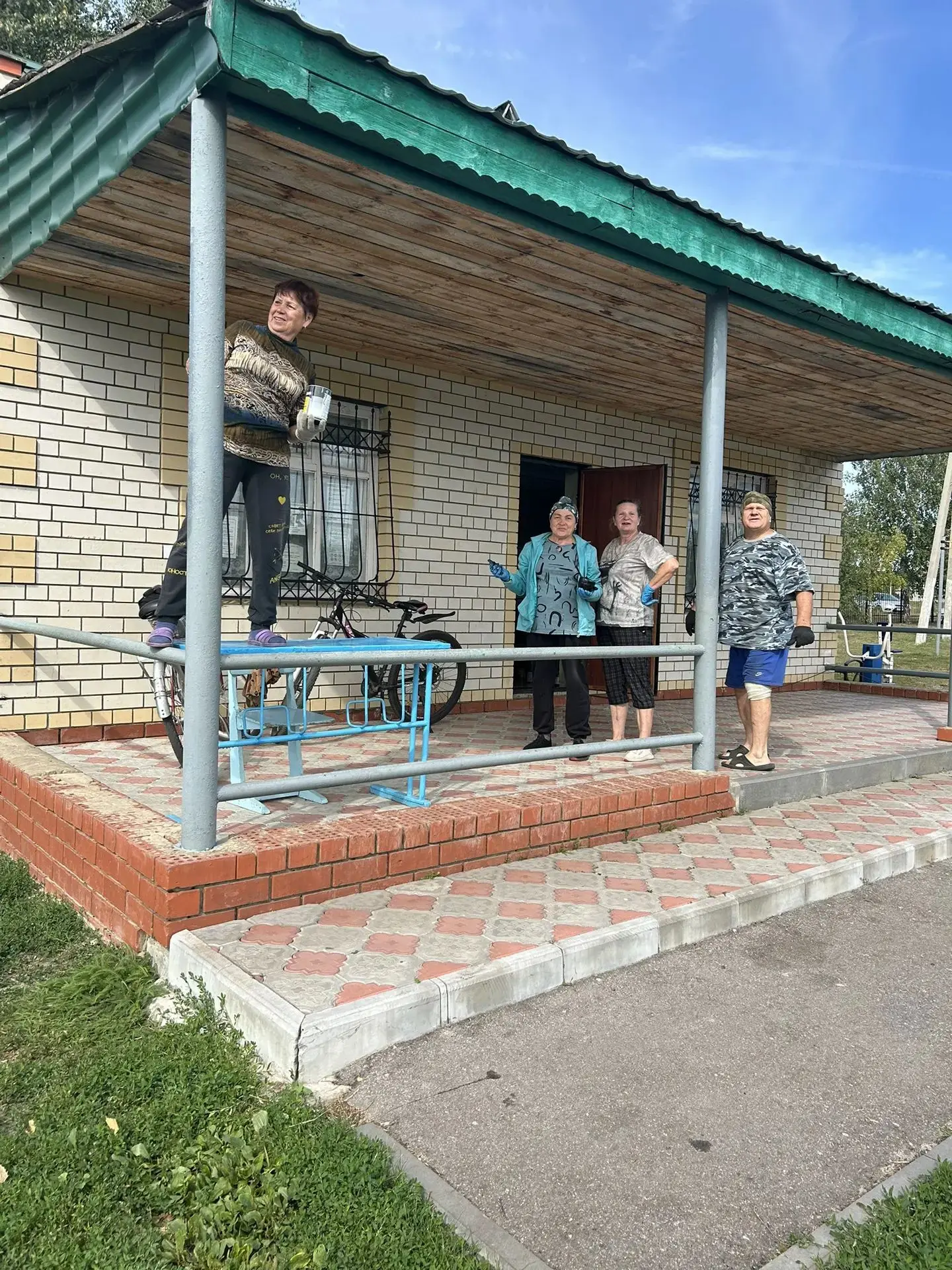 В преддверии праздника Государственного флага Российской Федерации и в рамках благоустр...