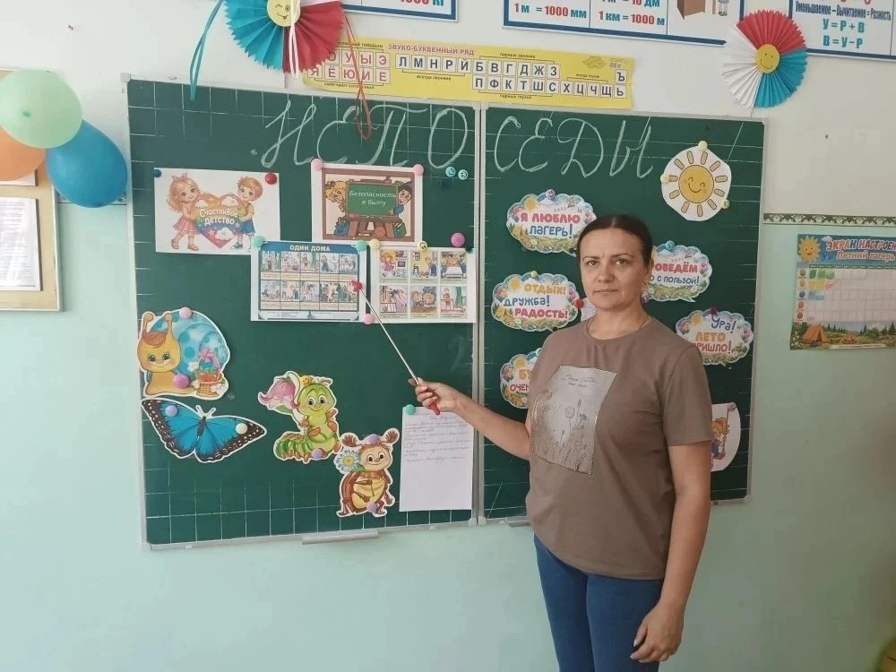 Сегодня на пришкольной площадке День профессий. "Непоседы" участвовали в круглом столе "Профессии бы