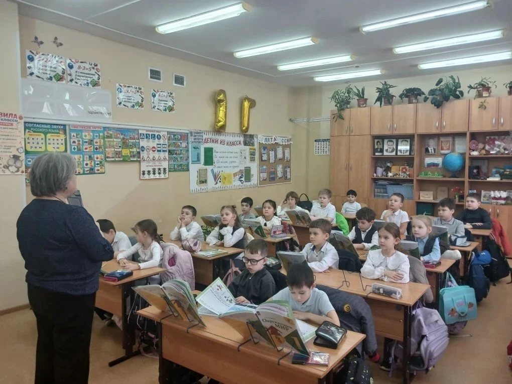 ВСЕМИРНЫЙ  ДЕНЬ  ПОЭЗИИ  📌 Поэты вызывают неизменное восхищение людей благодаря их способностям неве