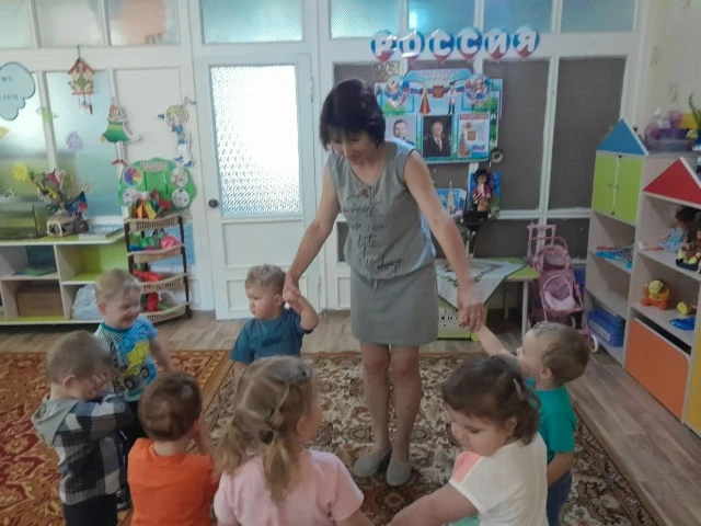 В ГБДОУ «Детский сад №6 Шахтерского м.о.» (руководитель Филиппова И.П.) в 1 младшей группе «Знайки» 