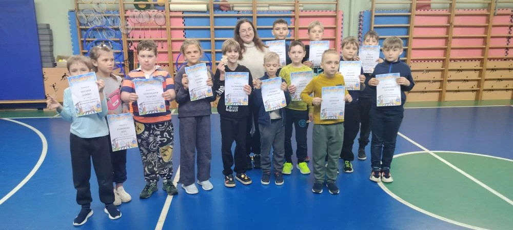 Второй день в ГОЛ "Улыбка" прошел активно и весело,несмотря на погоду.