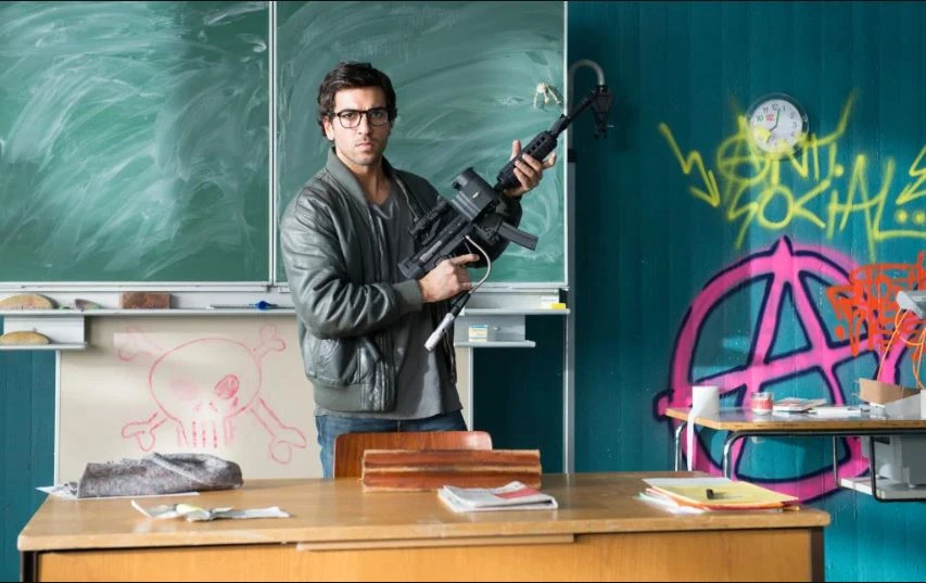 🎬 Зачётный препод (2013)