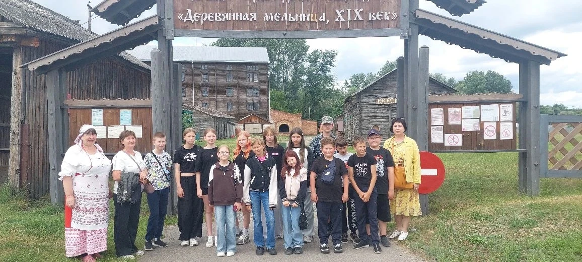 Экскурсия, которая запомнится надолго: дети побывали на легендарной мельнице Баркова в Новоивановке!