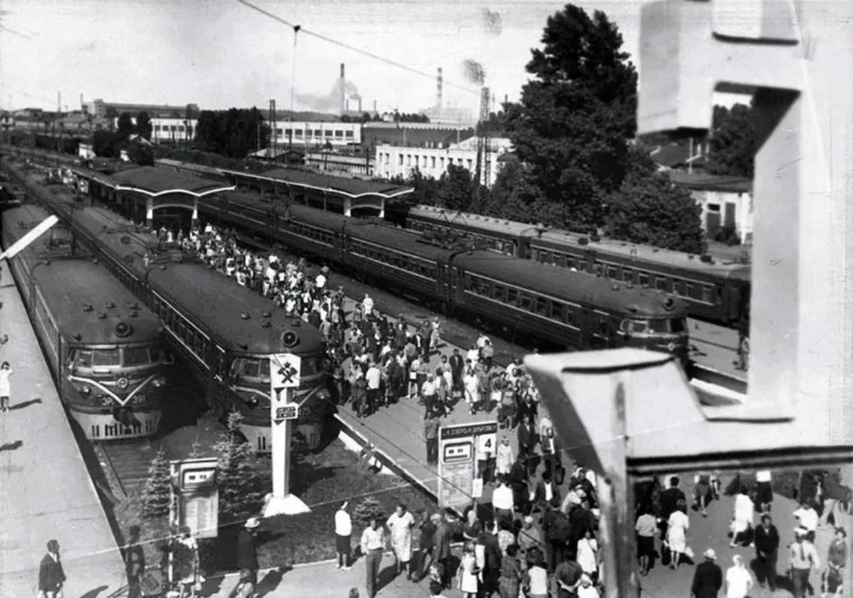 🚆 Электричка, с которой началась новая пригородная эпоха Финляндского вокзала

4 августа 1951 года 