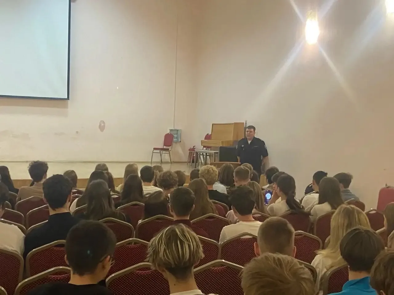 🔔 Профилактическая беседа с будущим поколением: безопасность в цифровом мире 🔔  Недавно учащиеся 9‑х