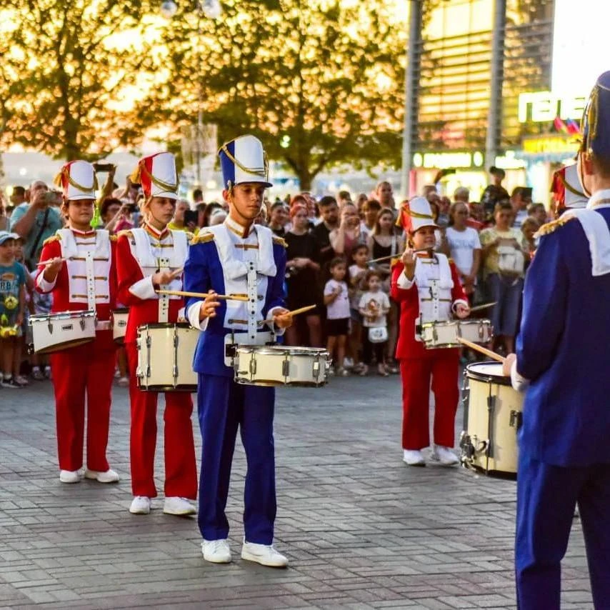 В Геленджике целую неделю будут отмечать день города 

праздничная афиша уже тут 👉 чат Геленджика