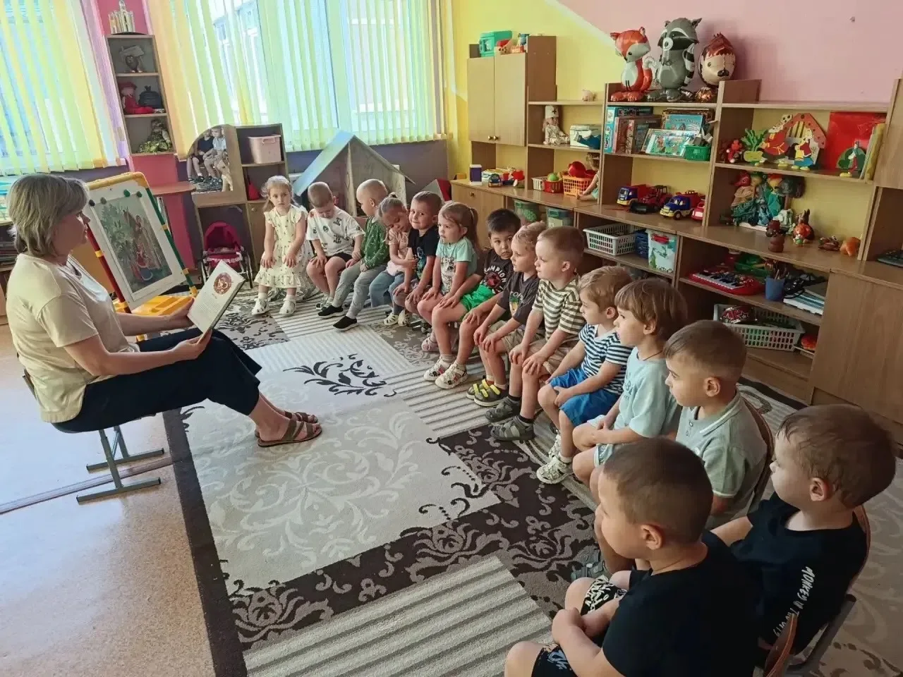 В гостях у сказки: «Кот, лиса и петух» во 2-й младшей группе! 🐱🦊🐓