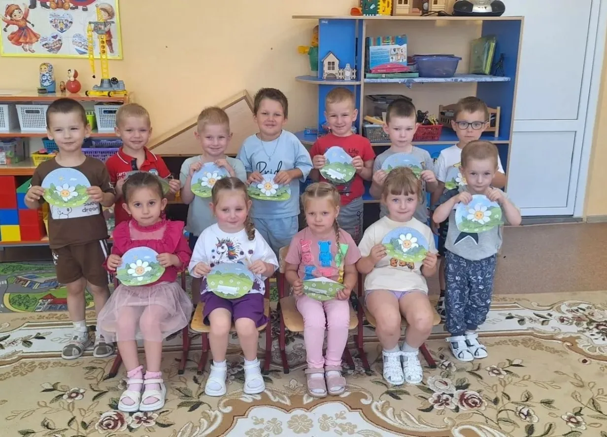 🌼В преддверии Дня семьи, любви и верности воспитанники группы "Алые паруса"с большой радостью изгот