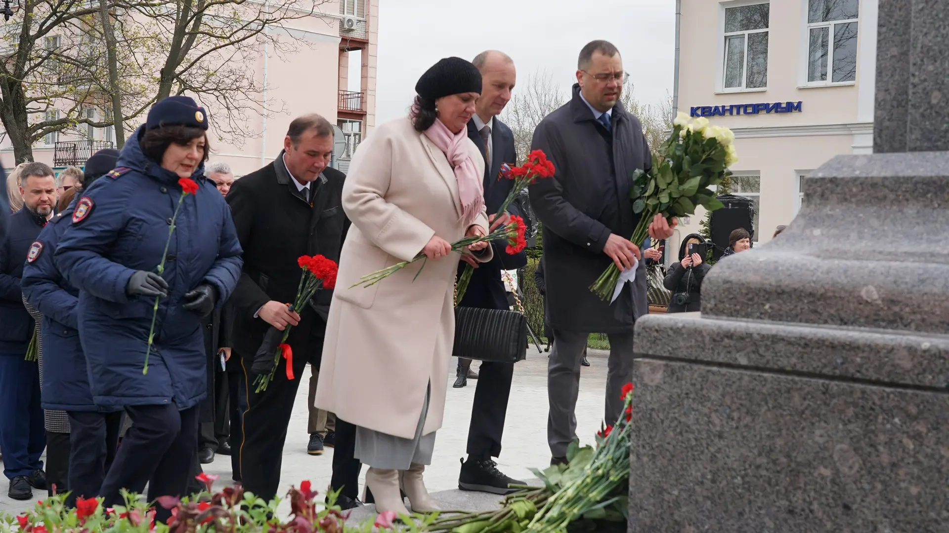 Открытие памятника Гавриилу Романовичу Державину, выдающемуся государственному деятелю и поэту, покр