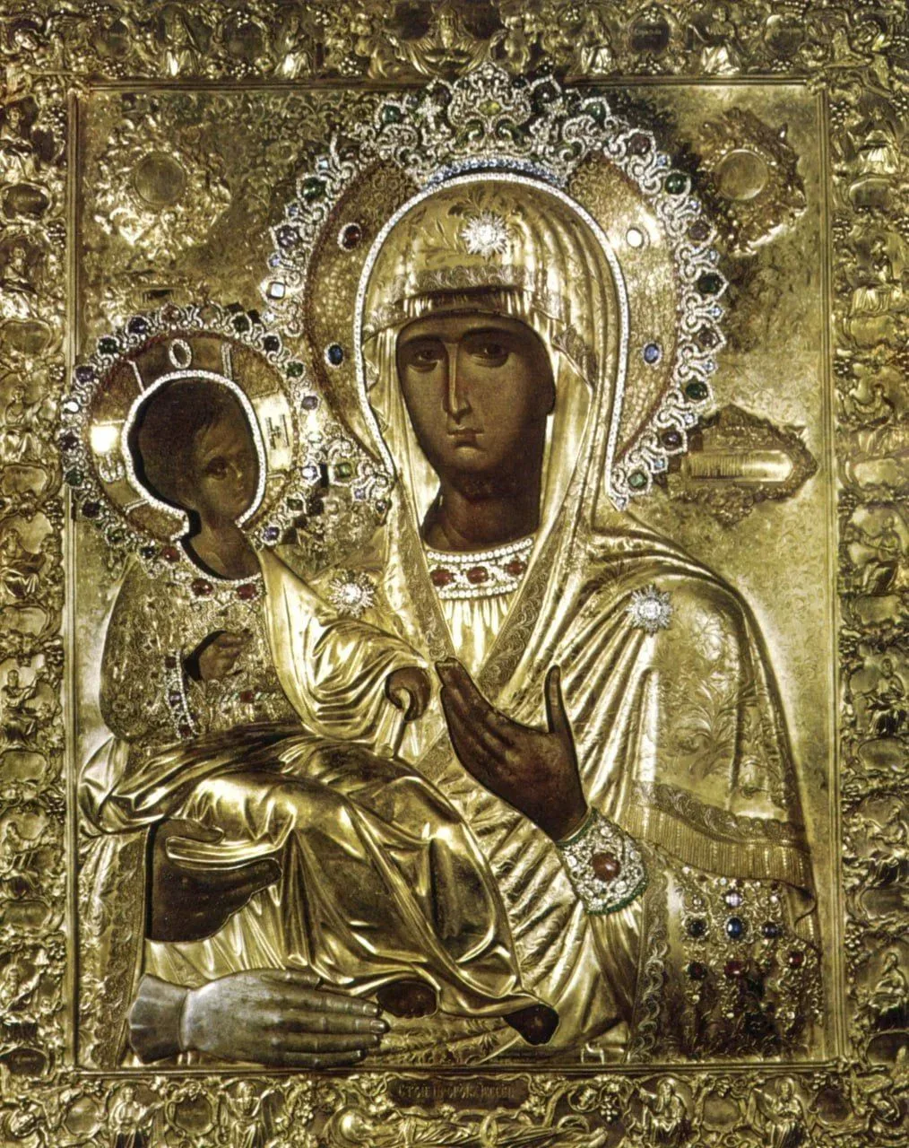 🙏 25 июля, мы празднуем память иконы Божией Матери «Троеручица»

Её оригинал хранится на Афоне, в Х