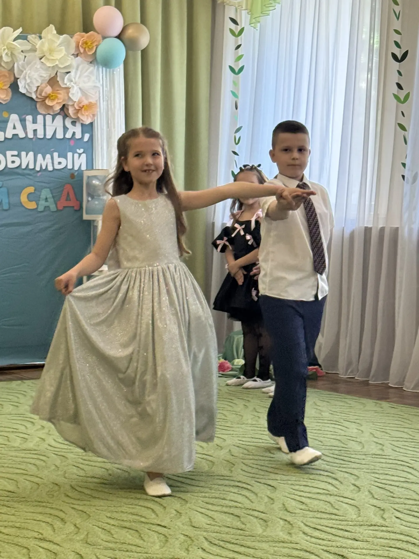 ✨ Выпускной бал в группе № 2: путешествие в страну Букварию! ✨📚🤥🧜
Сегодня  прошёл незабываемый вы