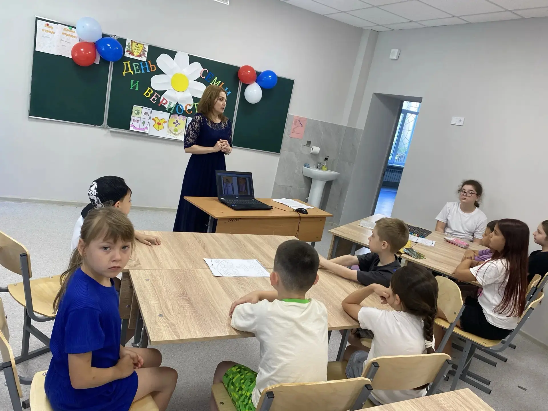 Вот и подошла к концу наша лагерная смена! Эти дни пролетели как одно мгновение, наполн...