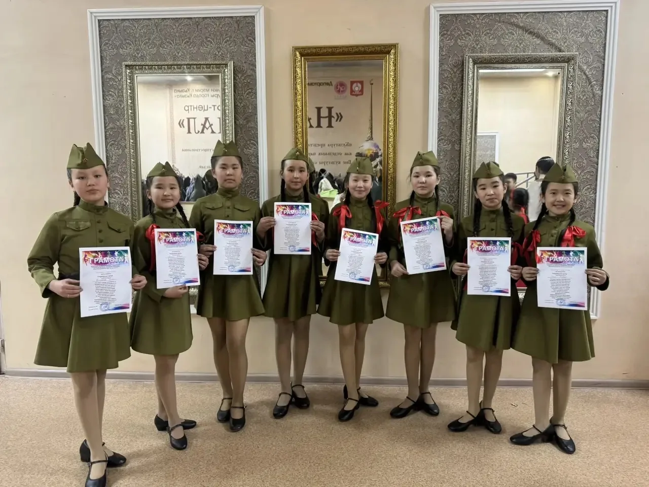 Сегодня 20-го марта в Арт-центре "Найысылал" танцевальная группа нашей школы "Непоседы" приняли учас
