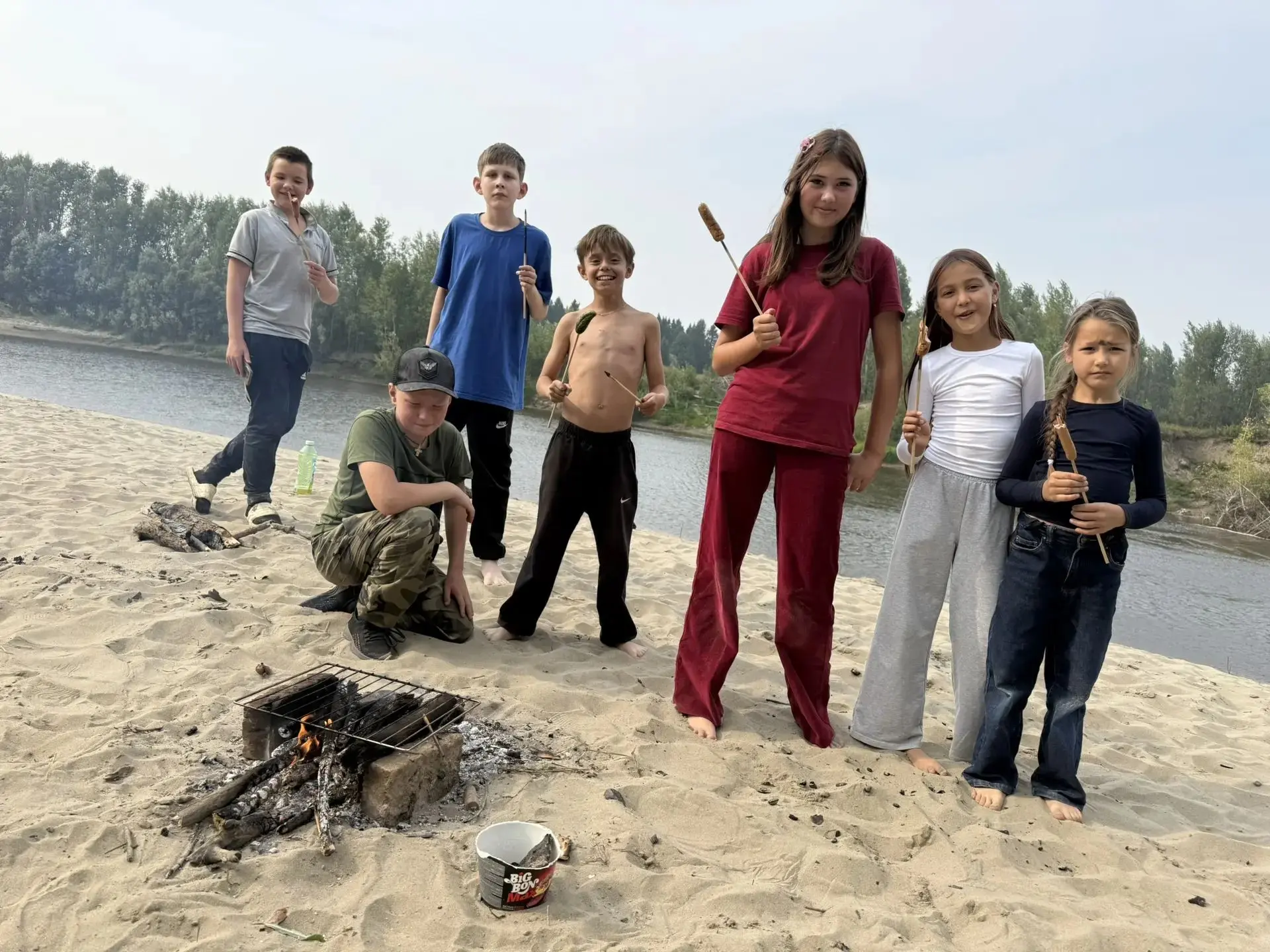 🏕 Урвали кусочек лета: активисты Движения Первых Подгорнской школы отправились в поход!