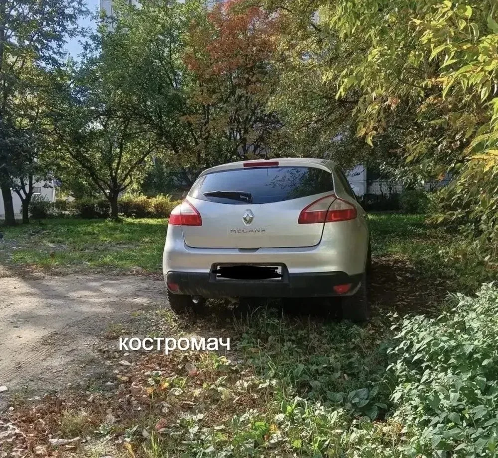 🚗 В Костроме выявили 29 машин, припаркованных с нарушениями