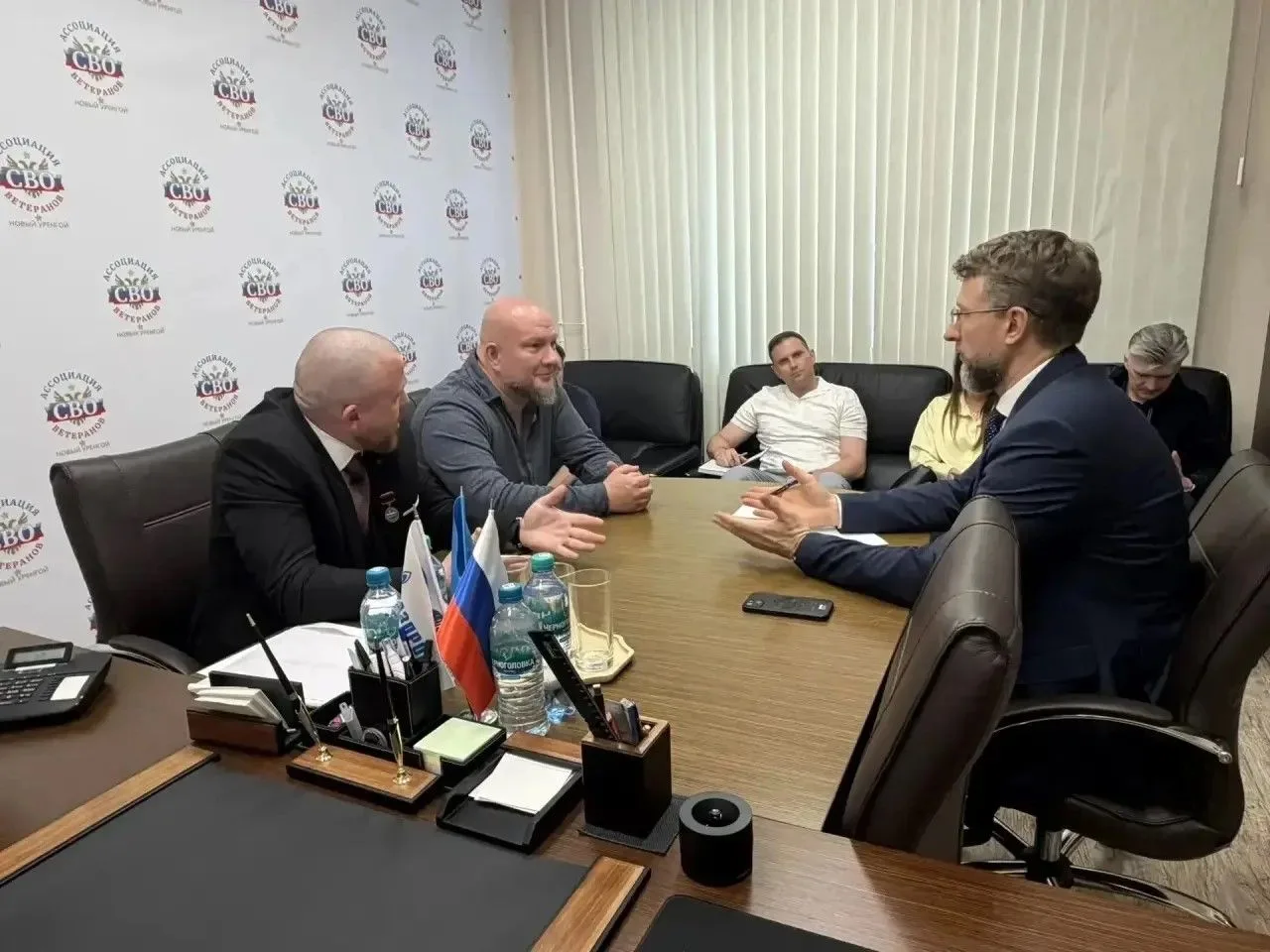 В Новом Уренгое бойцы встретились с депутатом Госдумы