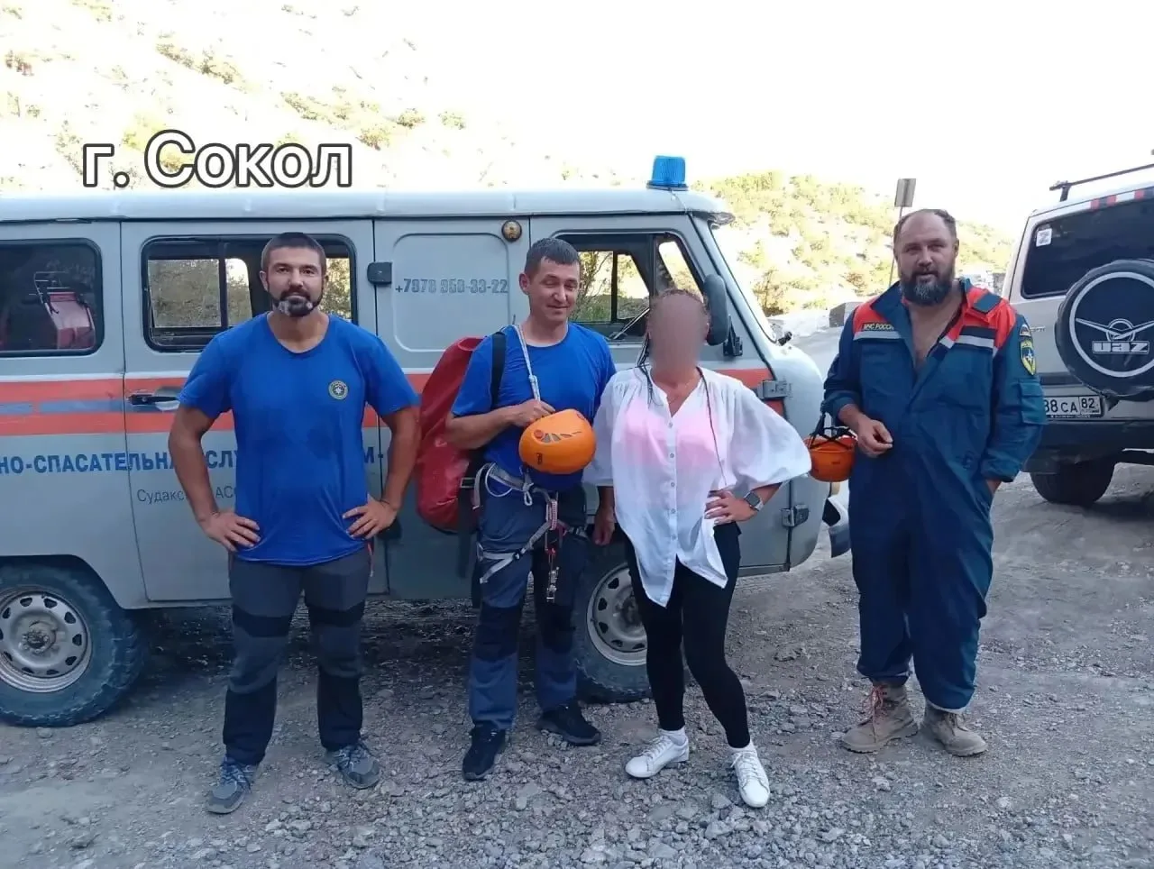 ⛰ Семью с детьми и женщину спасли в горах Крыма